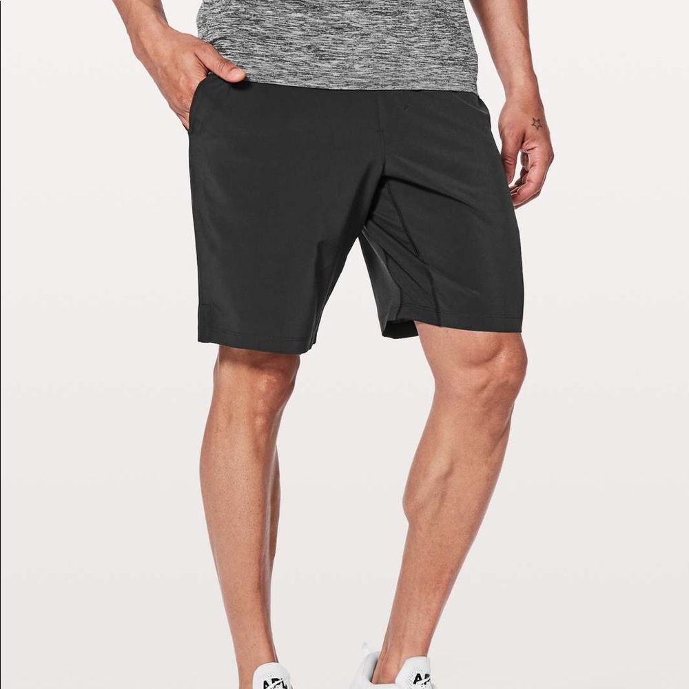 Lululemon Men’s T.H.E. 9” Short Black New W/O Tags